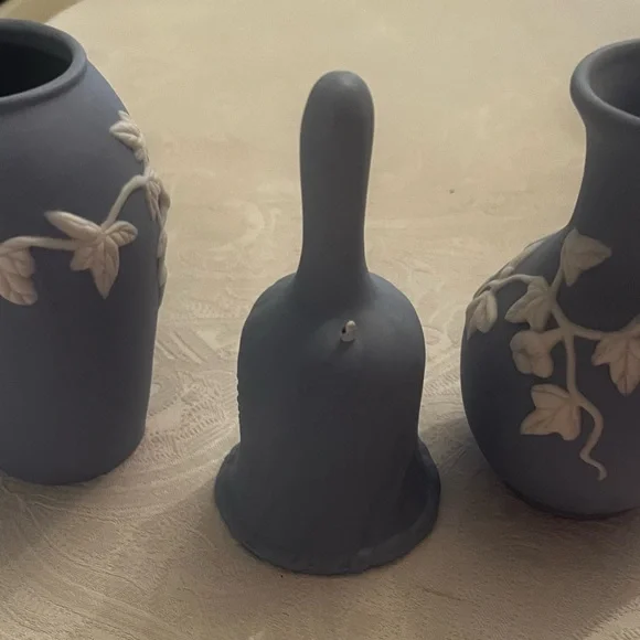 Blue and White Vase and Bell Set - Picture 2 of 5